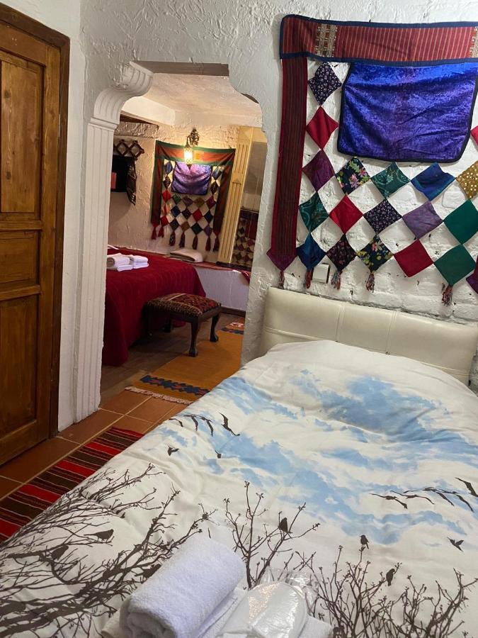 Lotus Konaklari Homestay *